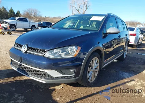2017 Volkswagen Golf Alltrack Tsi S/Tsi Se z USA, uszkodzony, nr VIN 3VWM17AU7HM523580
